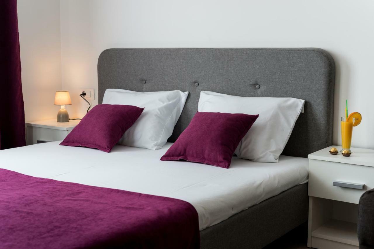 Apartments Sunrise Херцег Нови Екстериор снимка